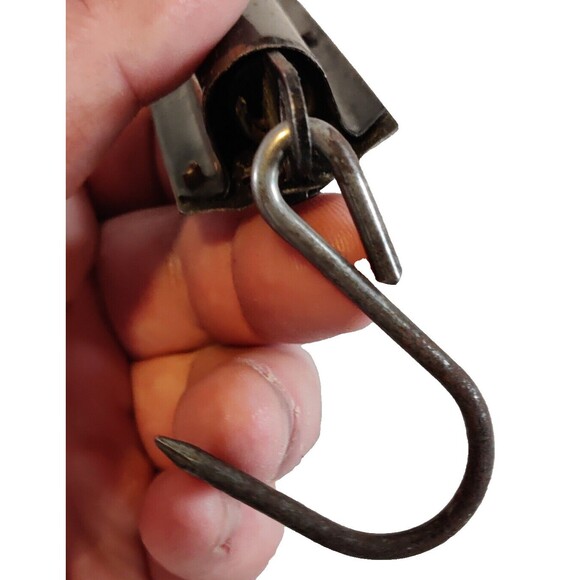 Vintage 25lbs Pocket Balance Hanging Metal Fishing Scale Made In Germany-Fish - Picture 7 of 7